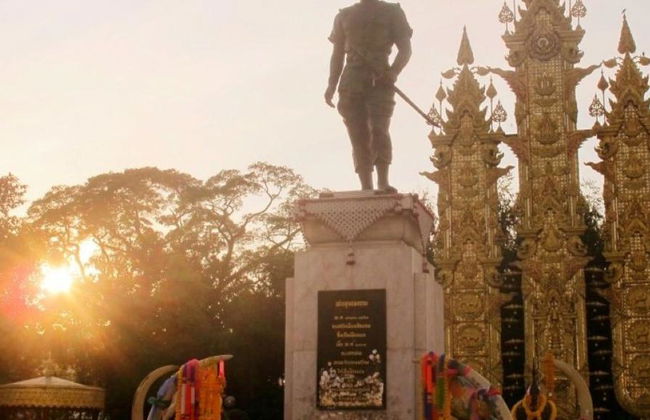 Kochkurs, Wat Phra Kaew, Wat Phra Sing, König-Mengrai-Denkmal - Foto 3